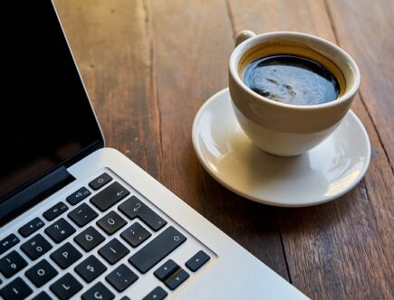 Bryg den perfekte cappuccino: Tips og tricks med din espressomaskine