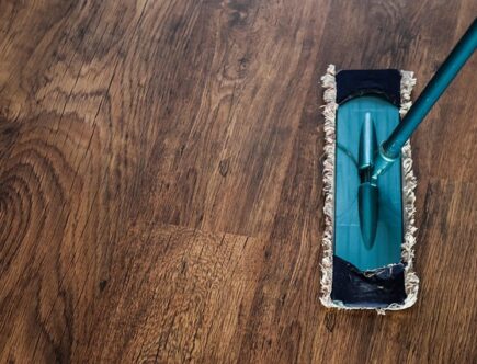 Rengøringstips til allergikere – få et sundere hjem