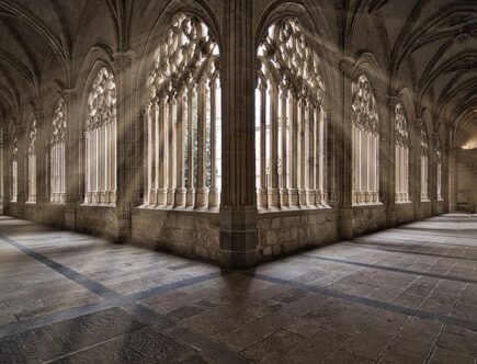 Arkitektoniske perler: Skjulte skatte i lyngbys bybillede